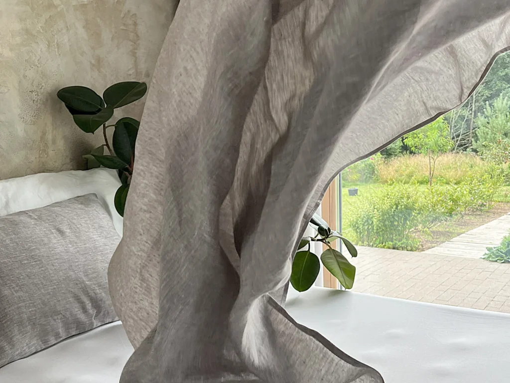Linen bedding set