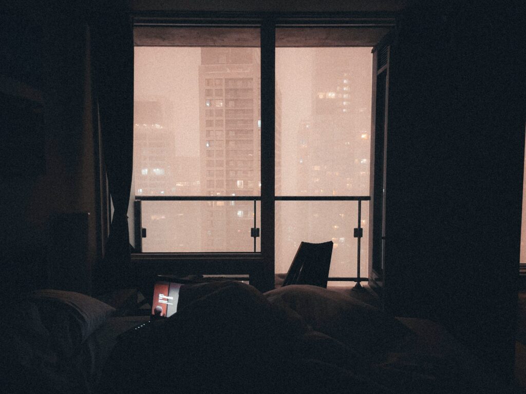 night phone addiction